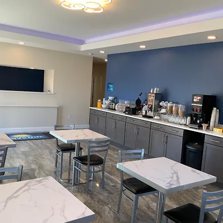 Days Inn By Wyndham Troy Il